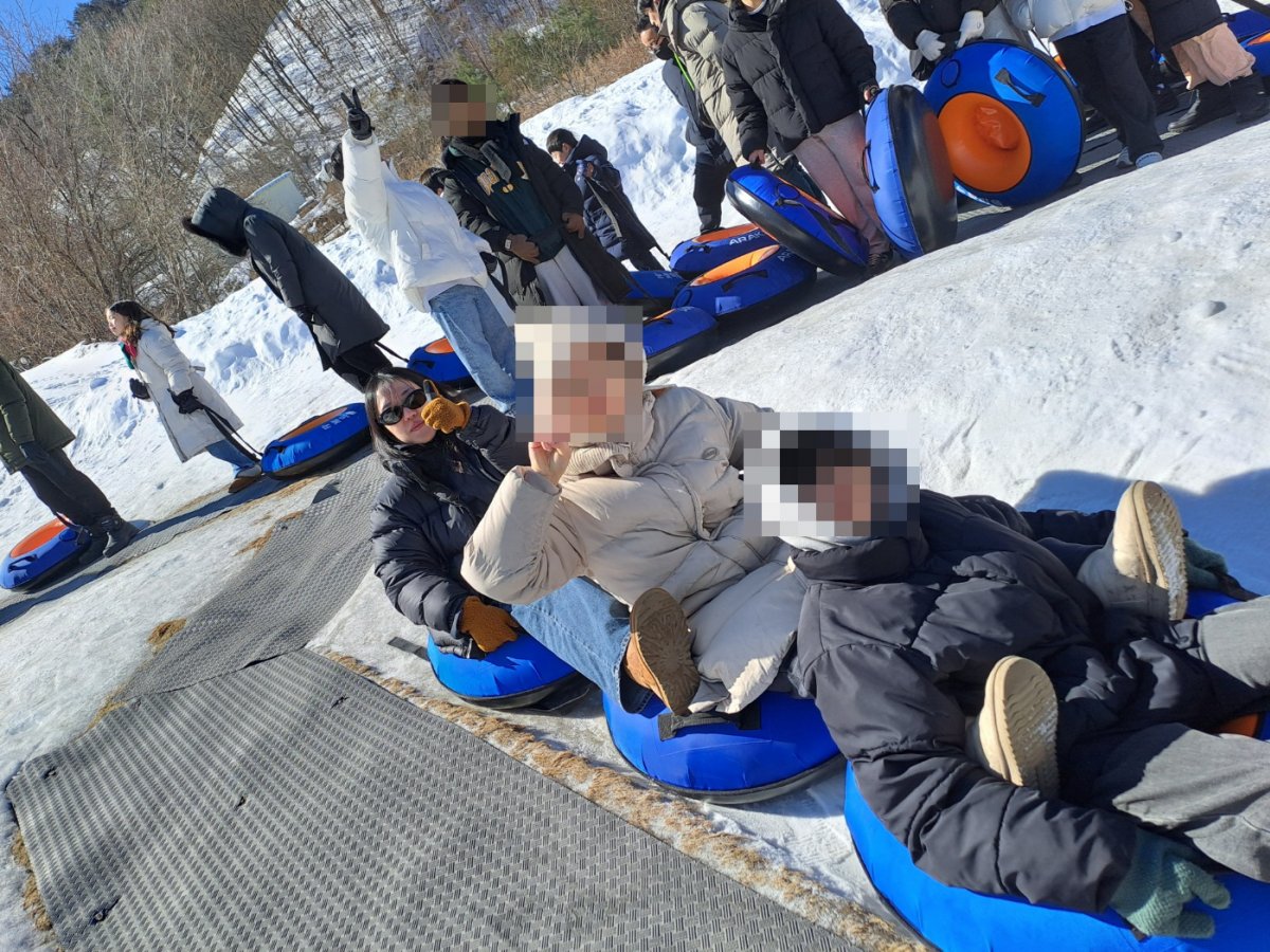 봅슬레이 눈썰매장에 겨울 놀이활동을 진행하였습니다.