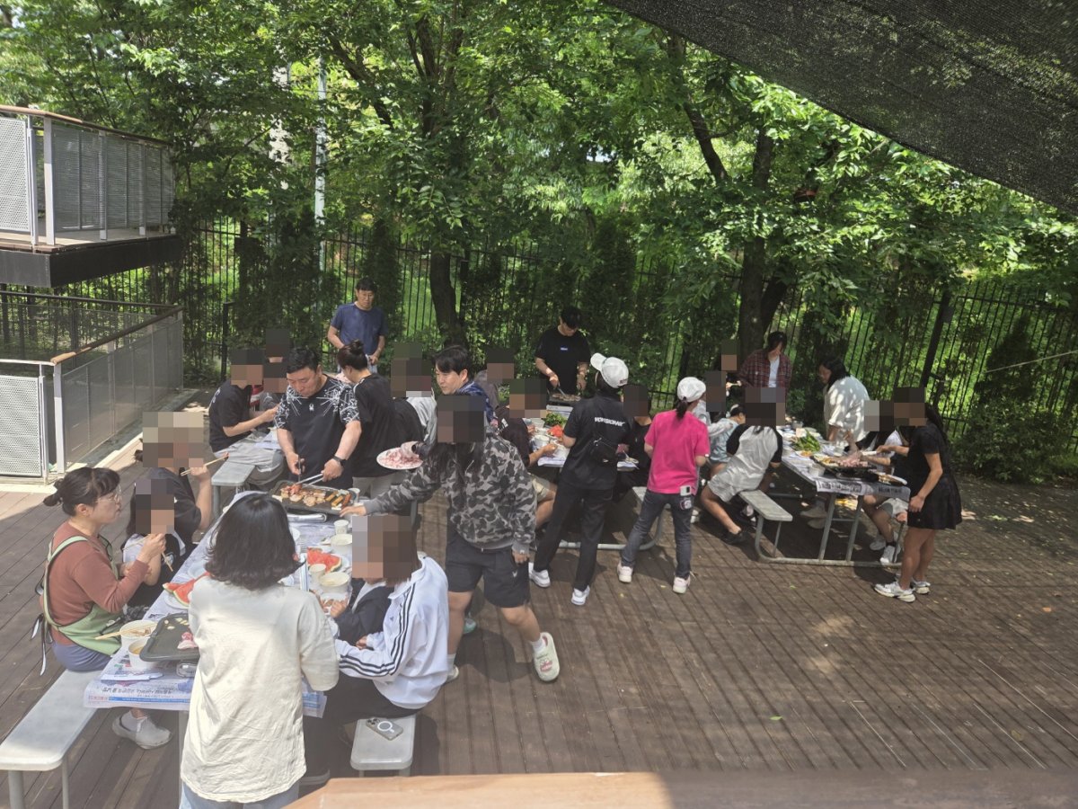 삼봉회와 함께하는 점심식사 후원 행사를 진행하였습니다.