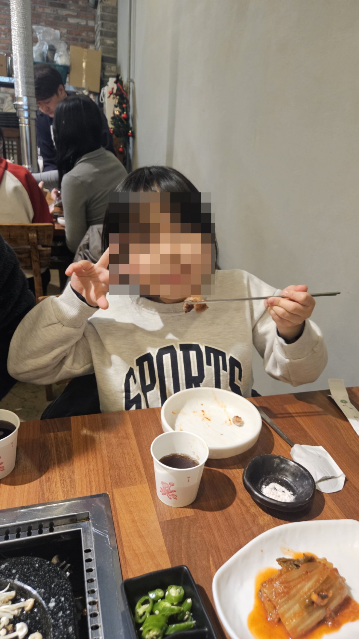 또순이네(원주 중앙 로타리클럽) 점심 후원 프로그램을 진행하였습니다.