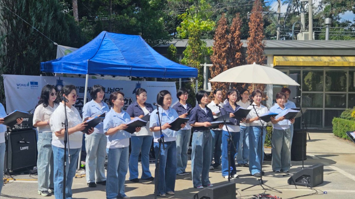 원주시밴드연합에서 밴드공연을 진행하여 주셨습니다